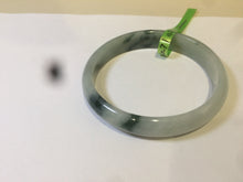 Load image into Gallery viewer, 53.5mm Certified type A 100% Natural light green/yellow/green floating flower oval jadeite jade bangle AC32-5313