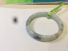Load image into Gallery viewer, 53.9mm Certified Type A 100% Natural white/purple with green floating flowers Jadeite Jade bangle U71-2697