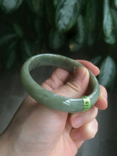 Load image into Gallery viewer, 54.5mm Certified Type A 100% Natural green oval Jadeite Jade bangle L105-2899