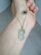 Load image into Gallery viewer, 100% natural icy watery jadeite jade Initial letter B pendant necklace Y123