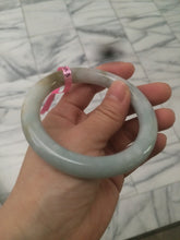 Load image into Gallery viewer, 58mm 100% natural light green/brown round cut jadeite jade bangle L64