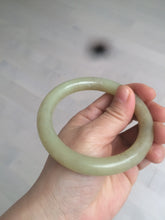 Load image into Gallery viewer, 59mm 100% Natural yellow/brown round cut nephrite Jade bangle HF5