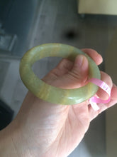 Load image into Gallery viewer, 53.4mm 100% Natural yellow Xiu Jade (Serpentine) bangle Xiu jade L72