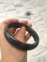 Load image into Gallery viewer, 56-63mm 100% natural black/white carbonate jade bangle F61