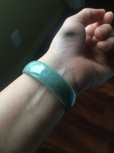 Load image into Gallery viewer, 51.7 mm Type A 100% Natural pea green thin style Jadeite Jade bangle T412