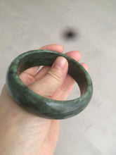 Load image into Gallery viewer, 60.5mm 100% Natural dark green/black nephrite Jade(碧玉)  bangle HF17