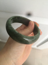 Load image into Gallery viewer, 60.5mm 100% Natural dark green/black nephrite Jade(碧玉)  bangle HF17