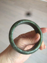 Load image into Gallery viewer, 60.5mm 100% Natural dark green/black nephrite Jade(碧玉)  bangle HF17