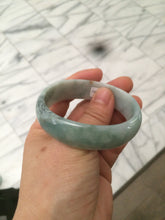 Load image into Gallery viewer, 51.5mm certified 100% natural Type A green/yellow oval jadeite jade bangle S30-1037