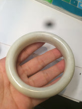 Load image into Gallery viewer, 59.4mm 100% Natural white/beige with black/brown flying dandelions Osmanthus fragrant cake chubby nephrite Jade bangle HT55