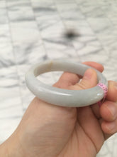 Load image into Gallery viewer, 57mm certificated Type A 100% Natural green Jadeite Jade bangle Y52-0715