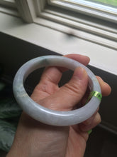 Load image into Gallery viewer, 57.8mm certified type A 100% Natural light green/purple Jadeite Jade bangle Q20-5749