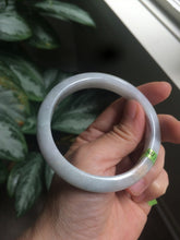 Load image into Gallery viewer, 57.8mm certified type A 100% Natural light green/purple Jadeite Jade bangle Q20-5749