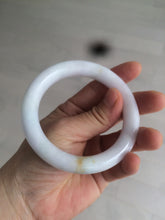 Load image into Gallery viewer, 55mm 100% natural Type A light purple/white round cut jadeite jade bangle Z109
