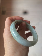 Load image into Gallery viewer, 56mm 100% natural Type A light green jadeite jade bangle Z108