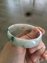 Load image into Gallery viewer, 52.7mm certified Type A 100% Natural green Jadeite Jade bangle W55-3908