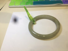 Load image into Gallery viewer, 55.4mm Certified type A 100% Natural green/yellow oval shape jadeite jade bangle AJ38-7408