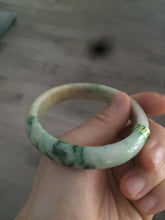 Load image into Gallery viewer, 57.5mm Certified Type A 100% Natural sunny green/yellow Jadeite Jade bangle W61-5522