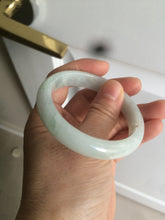 Load image into Gallery viewer, 52.2mm Certified 100% natural Type A light green jadeite jade bangle Y119-0485