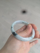 Load image into Gallery viewer, 51mm Certified Type A 100% Natural light purple/white with green floating flowers oval Jadeite Jade bangle N91-2400