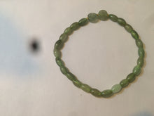Load image into Gallery viewer, 100% natural green/white Icy watery type A jadeite jade olive+ancient Chinese coin/four-leaf clover bead bracelet AS32