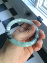 Load image into Gallery viewer, 56.7mm certified type A 100% Natural light/dark green round cut Jadeite Jade bangle Q57-3070