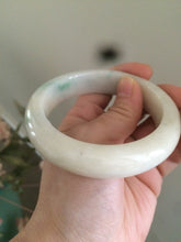Load image into Gallery viewer, Certified 100% natural 57mm beige/sunny green chubby jadeite jade bangle B1-0466