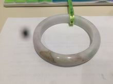 Load image into Gallery viewer, 58.9mm certificated Type A 100% Natural sunny green/purple/red/white Jadeite Jade bangle AK4-8620