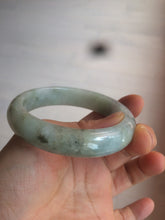 Load image into Gallery viewer, 56mm 100% natural Type A light green jadeite jade bangle Z108