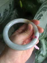 Load image into Gallery viewer, 58mm 100% natural light green/brown round cut jadeite jade bangle L64