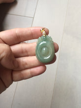 Load image into Gallery viewer, 100% Natural type A icy oily dark green Jadeite Jade seashell (福贝)  pendant F146
