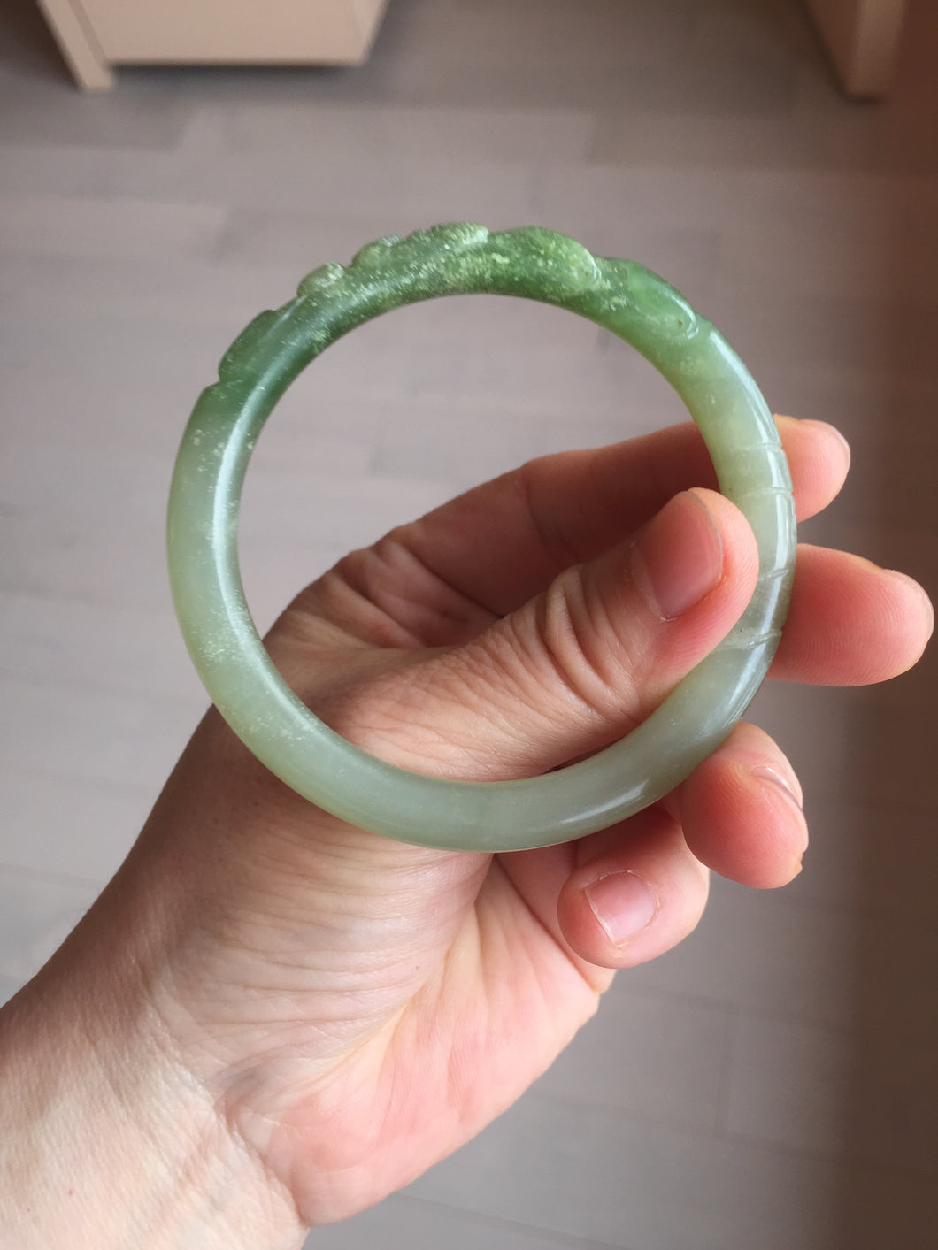 54.3mm certificated 100% Natural green/gray 翠青 with carved peony slim nephrite Jade bangle HHE101-8780