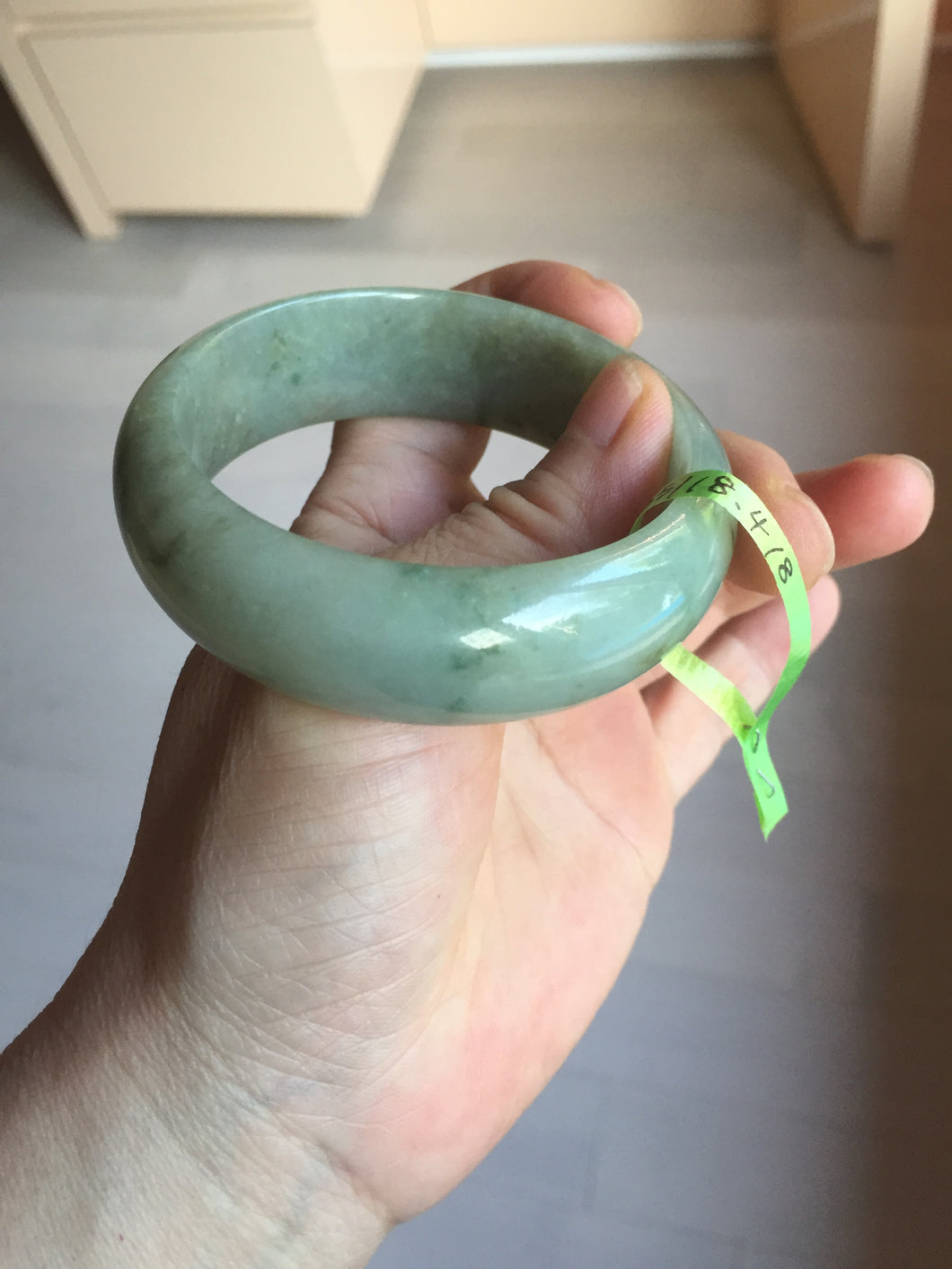 卖了 55 mm Certified type A 100% Natural green/gray/brown/black board style Jadeite bangle R86-1530