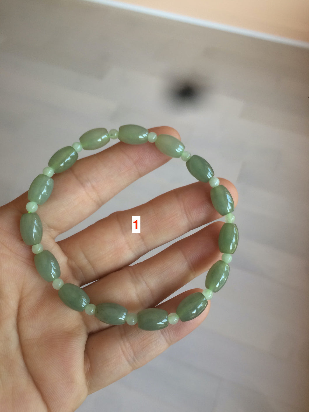 100% natural  type A oily dark green olive +round jadeite jade bead  bracelet AT91