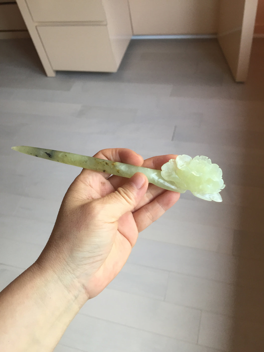 17.5cm 100% Natural light green Xiu Jade Serpentine vantage carved peony hairpin AW24