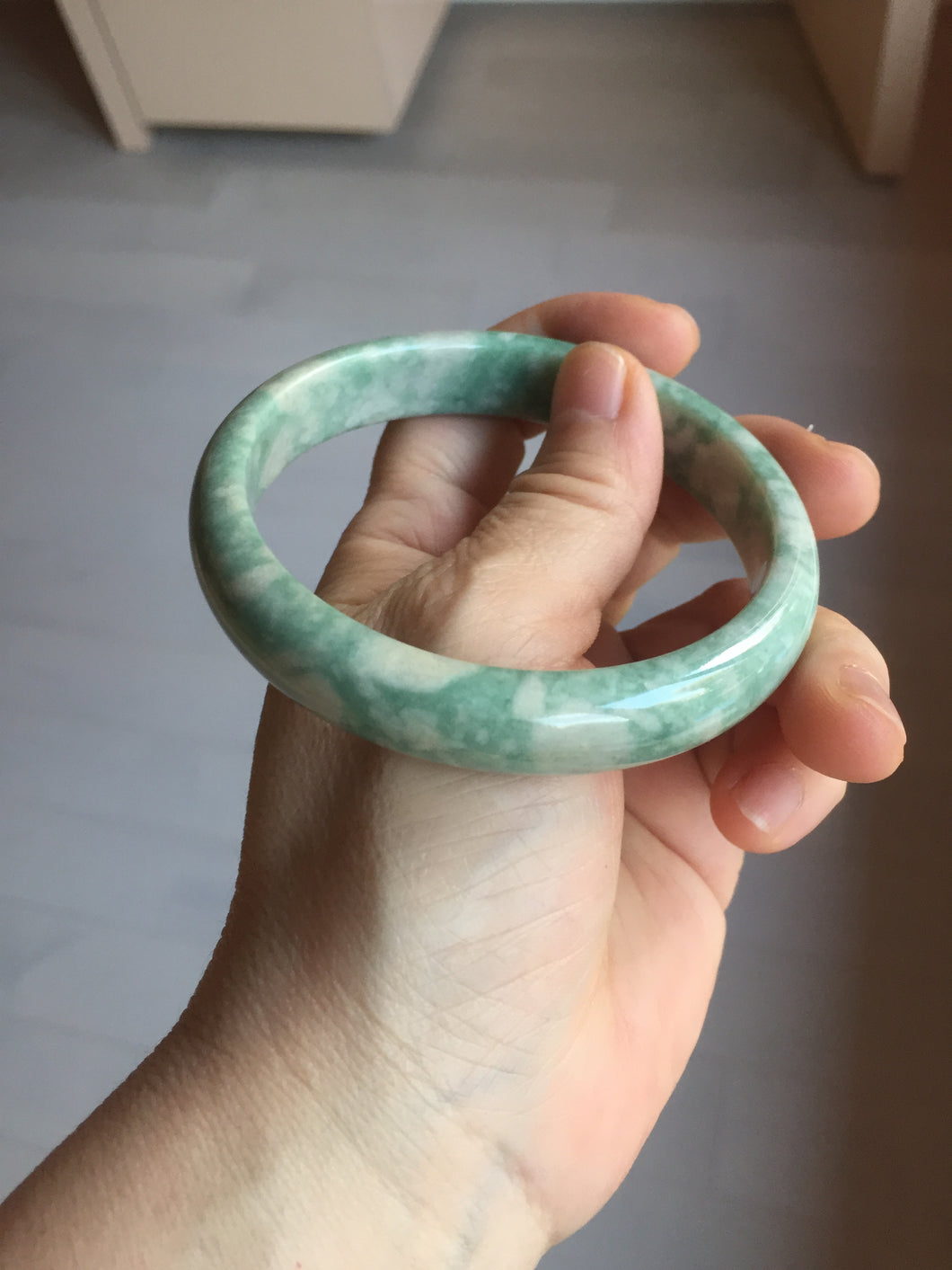 62mm Certified Type A 100% Natural green beige Jadeite bangle PD144-6272