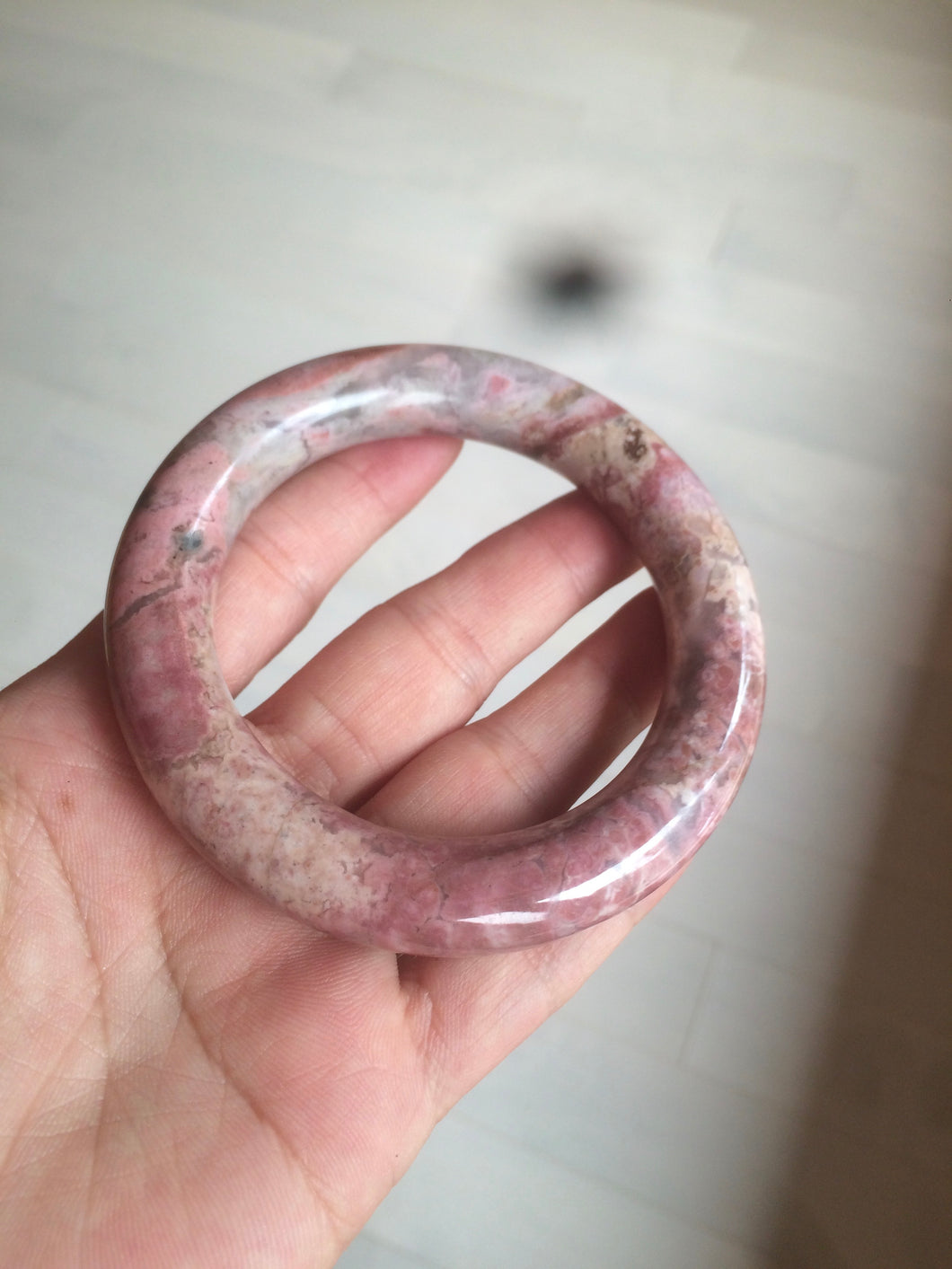 56mm 100% natural chubby pink rose stone (Rhodonite) round cut bangle XY70