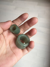 Load image into Gallery viewer, 100% natural type A black/dark green/gray (油青) broad jadeite jade band ring thumb ring bead set BN79
