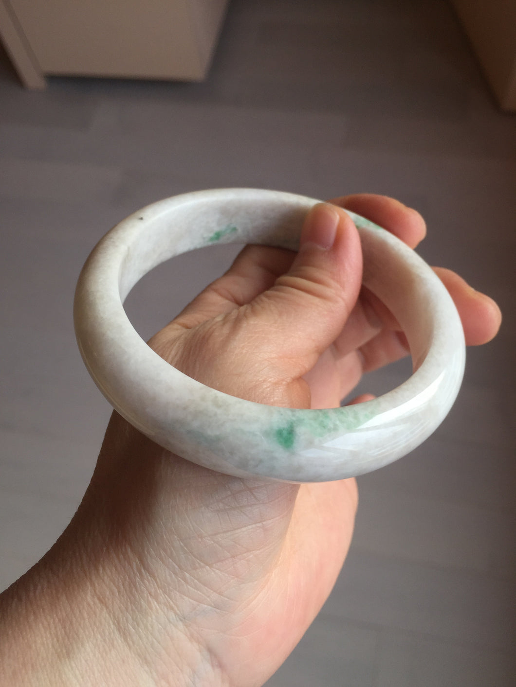 64.8mm Certified Type A 100% Natural sunny green/white/beige chubby Jadeite Jade bangle GL26-3-4015