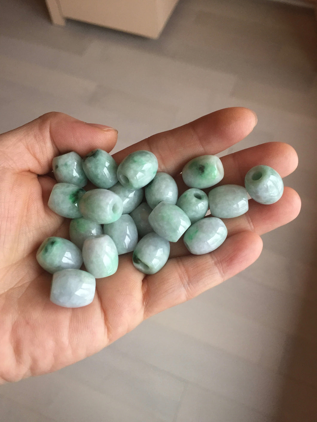 13.3-13.5mm Type A 100% Natural sunny green/white/light purple olive shape Jadeite Jade LuluTong (Every road is smooth) bead pendant group BP154