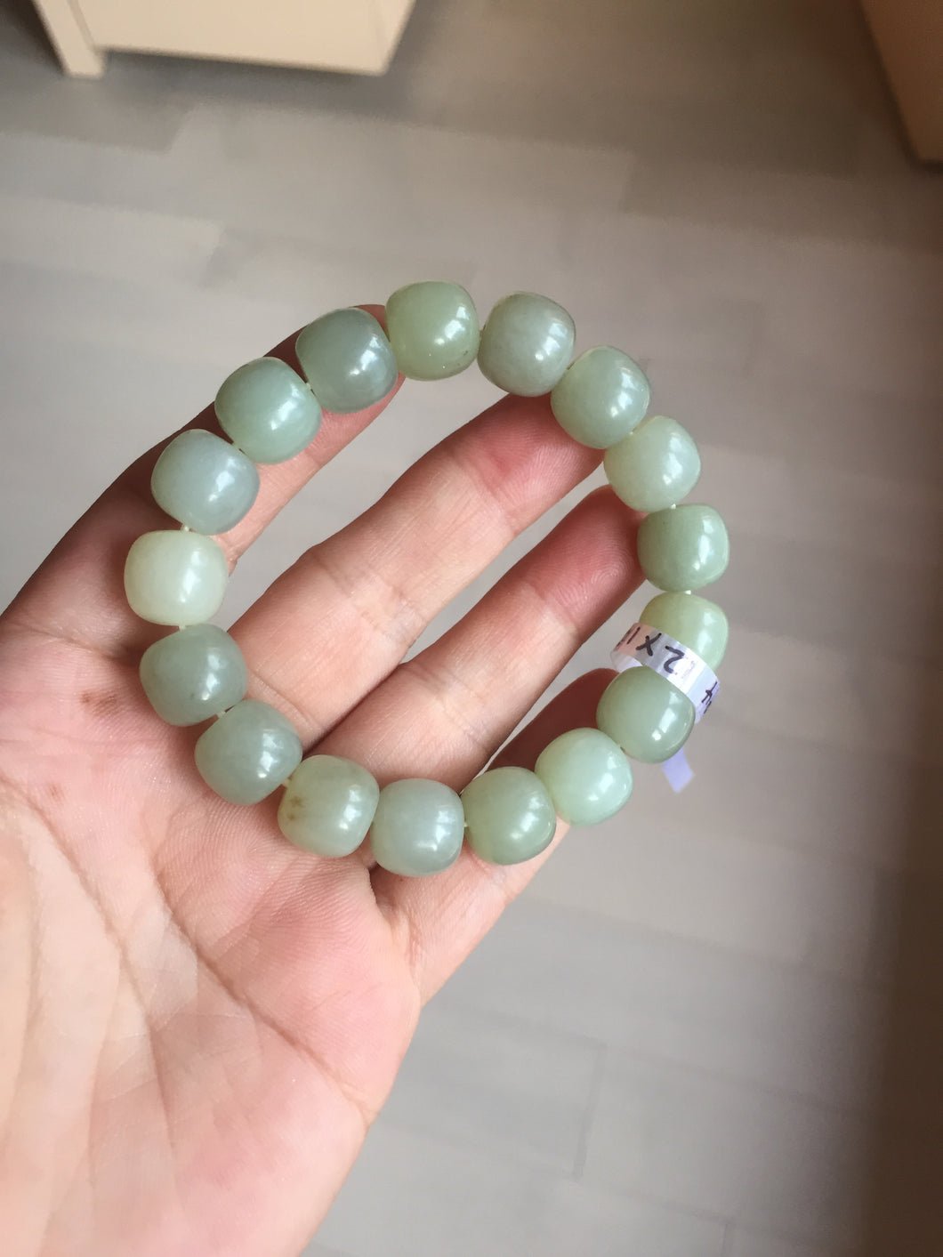 12x10.9mm 100% Natural light green/yellow vintage style nephrite Hetian Jade bead bracelet HE94