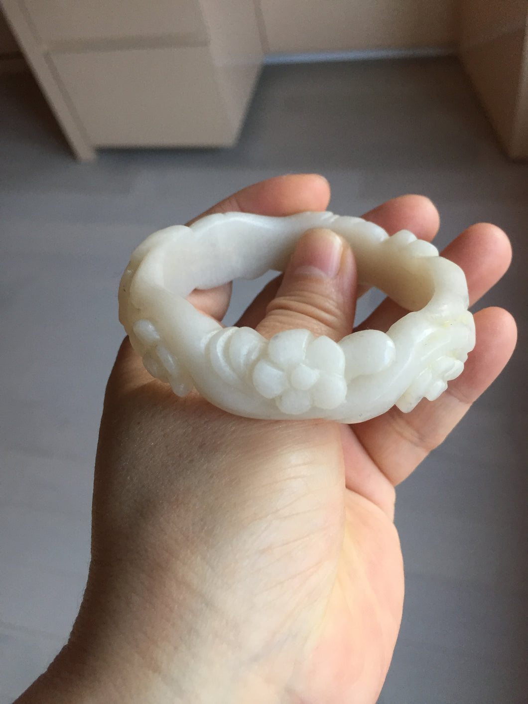 53mm 100% natural light beige white Quartzite (Shetaicui jade) carved Magpie and plum blossom bangle SY107