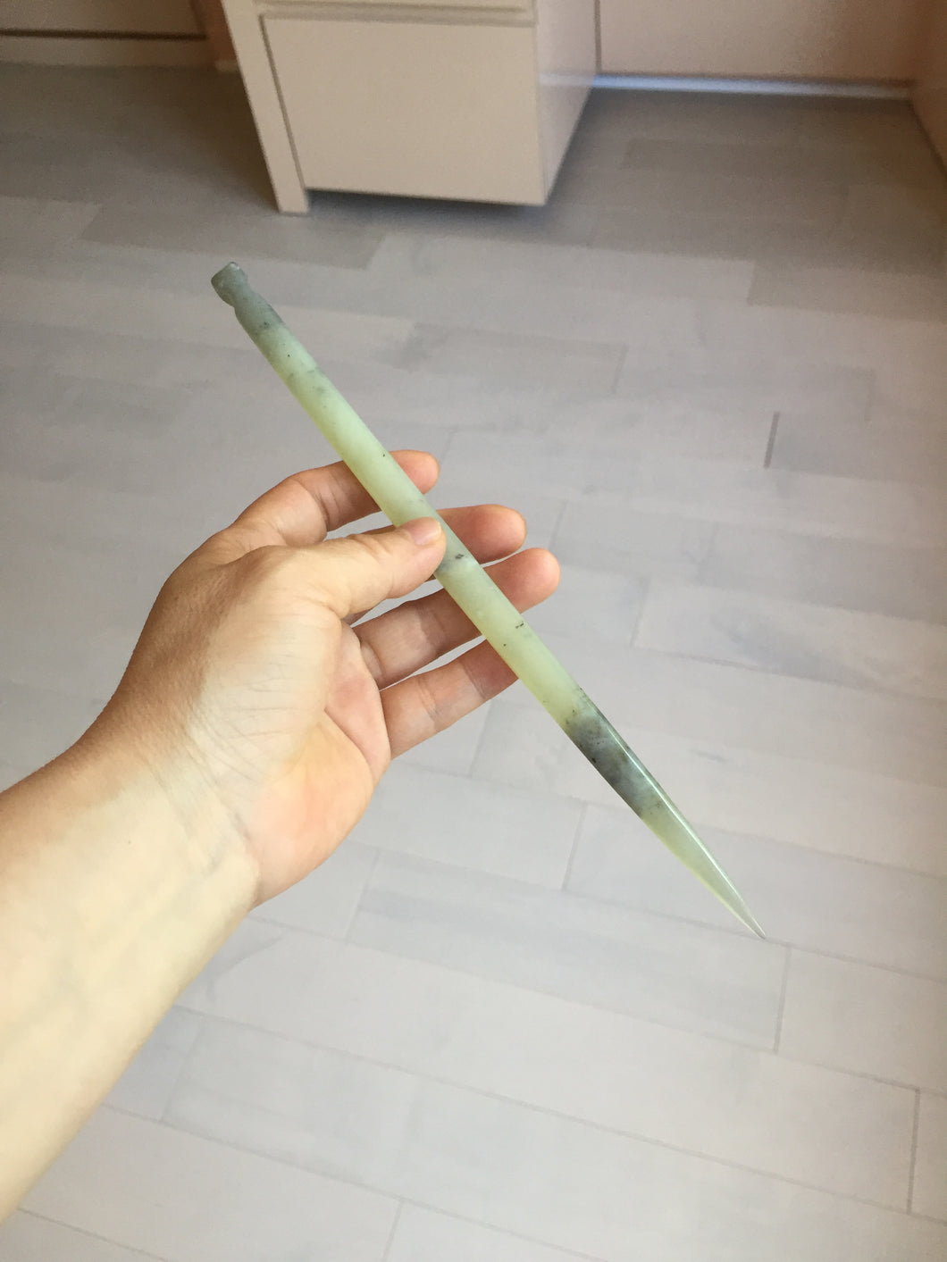 23cm 100% Natural light green black (绿水墨) Xiu Jade Serpentine square style hairpin AW16