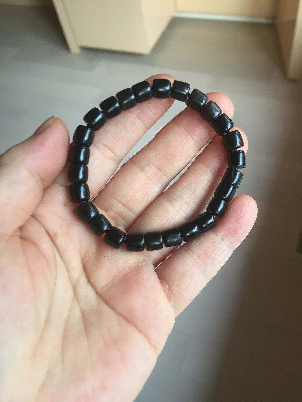 7x6.2mm 100% Natural black nephrite(Mo Yu, 墨玉) cylinder bead bracelet for 50-55mm HN2