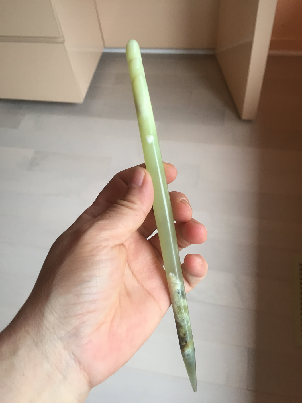 20.5cm 100% Natural light green yellow black Xiu Jade Serpentine hairpin AW14