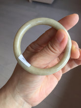 Load image into Gallery viewer, 50.5mm certified 100% natural Type A light yellow round cut jadeite jade bangle BS8-9570
