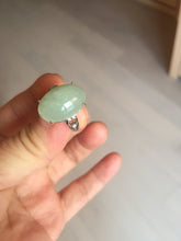 Load image into Gallery viewer, 100% natural type A light green four-prong jadeite jade ring X139
