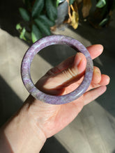 Load image into Gallery viewer, 60mm 100% natural purple/dark blue/brown/white purple mica + Tourmaline bangle SY34
