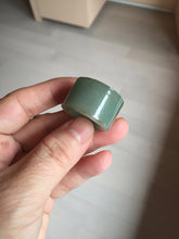 Load image into Gallery viewer, 100% natural type A black/dark green/gray (油青) broad jadeite jade band ring thumb ring bead set BN79
