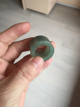 Load image into Gallery viewer, 100% natural type A black/dark green/gray (油青) broad jadeite jade band ring thumb ring bead set BN79
